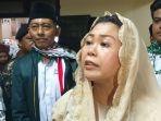 Yenny-Wahid-dan-Barikade-Gusdur-dalam-doa-bersama.jpg