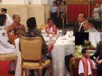 Yohanes-Ande-Kala-alias-Jonibocah-pemanjat-tiang-bendera.jpg
