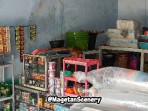 aksi-pencurian-rokok-di-sebuah-warung-di-Desa-Jungke-Kecamatan-Karas-magetan.jpg