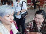 aktivis-irma-hutabarat-bersama-opung-brigadir-nofriansyah-yosua-hutabarat.jpg