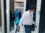 ari-suryono-diduga-terlibat-korupsi-perizinan-pengadaan-barang-kpk-ott-bupati-sidoarjo.jpg