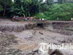 Banjir Bandang dari Gunung Kawi, Jembatan Desa Krisik Blitar Terputus, Akses Jalan Warga Terganggu