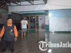 banjir-di-madiun-akibat-air-Sungai-Jerohan-meluap.jpg