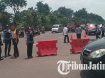 beberapa-ruas-jalan-di-jalan-injoko-dan-jalan-ahmad-yani-surabaya-ditutup-sebagian_20171125_113855.jpg