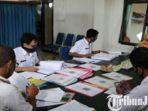 berita-nganjuk-tim-inspektorat-kabupaten-nganjuk-saat-melakukan-penilaian.jpg