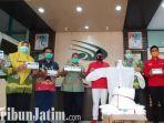 berita-pasuruan-dpc-pdip-pasuruan-bagikan-apd-ke-tim-medis-rsud-bangil.jpg