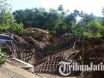 berita-ponorogo-kondisi-longsor-ponorogo_20170401_152045.jpg