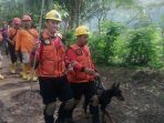 berita-ponorogo-longsor-anjing_20170402_210335.jpg