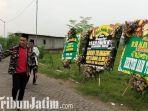 berita-tulungagung-karangan-bunga-untuk-almarhum-alfa-isnaeni-di-tulungagung.jpg
