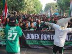 bonek-generation-evolution-bgv-galang-dana-di-taman-bungkul-2019-untuk-korban-bencan-di-ambon.jpg