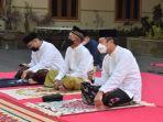bupati-lamongan-saat-salat-idul-adha.jpg