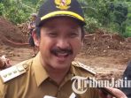 bupati-ponorogo-ipong-muchlissoni_20170404_223957.jpg