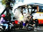 bus-harapan-jaya-yang-rinsek-bagian-depannya.jpg