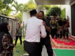cak-eri-melayat-ke-rumah-duka-cak-ji.jpg
