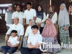 calon-bupati-ngawi-ony-anwar-bersama-keluarganya-sebelum-coblosan-pilkada-ngawi-2020.jpg