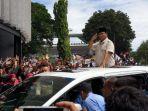 calon-presiden-nomor-02-prabowo-subianto-saat-tiba-di-kawasan-tennis-indoor-senayan.jpg