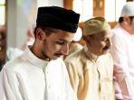 cara-mengatasi-ngantuk-saat-salat-tarawih.jpg
