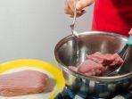cara-mengetahui-daging-kurban-rebus-sudah-matang-dan-empuk.jpg