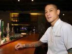 chef-juna-di-restoran-correlate.jpg