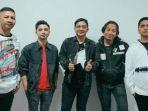 chord-gitar-dan-lirik-lagu-demi-waktu-dari-grup-band-ungu.jpg