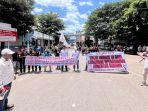 demo-sopir-dan-pengusaha-truk-di-banyuwangi.jpg
