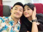 dewi-perssik-dianggap-tak-menghargai-dan-bersikap-cuek-pada-angga-wijaya.jpg