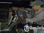 Kagetnya Pemilik Cucian Mobil Saat Digerebek Polisi Blitar, Enak-enak Lihat TV Langsung Dibekuk