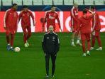 erik-ten-hag-jadi-pelatih-manchester-united-di-liga-inggris-2022-2023.jpg