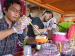 es-setrup-slamet-viral-di-kediri-kedai-es-setrup-slamet-menyajikan.jpg