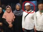 foto-zi-dua-dari-kanan-saat-takziah-ke-rumah-dr-tutit-lazuardi.jpg