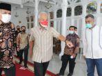 gubernur-aceh-nova-iriansyah-berterima-kasih-kepada-gubernur-jawa-tengah-ganjar-pranowo.jpg