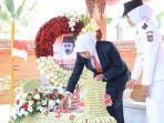gubernur-khofifah-ziarah.jpg