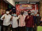 gus-hans-fans-club-kh-zahrul-azhar-asaad-gus-hans-eri-cahyadi-armuji.jpg