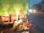 ibu-di-tuban-tabrak-truk-parkir.jpg