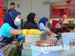 ilustrasi-SPPG-trenggalek-Aktivitas-di-dapur-SPPG-Desa-Karangsoko-Trenggalek.jpg