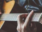 ilustrasi-chord-dan-kunci-gitar.jpg