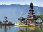 ilustrasi-traveling-ke-bali_20180323_203037.jpg