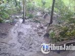 jalan-ponorogo-terputus-kena-longsor_20170228_113845.jpg