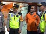 jelang-pengumuman-pemilu-polrestabes-surabaya-menyisir-sejumlah-wilayah-di-kota-surabaya.jpg