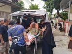jemaah-pacitan-akhirnya-bisa-pulang-setelah-sakit.jpg