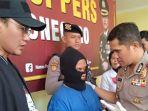 Ditinggal Istrinya Jual Sayur, Kakek Bojonegoro 5 Kali Cabuli Gadis di Bawah Umur, Imingi Uang Jajan
