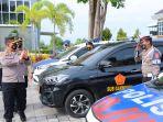 kapolres-gresik-akbp-mochamad-nur-aziz-saat-meninjau-kendaraan-dalam.jpg
