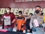 kapolres-pelabuhan-tanjung-perak-akbp-anton-elfrino-menunjukkan-tersangka.jpg