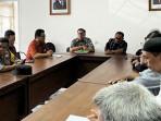 Di-PHK Sepihak, Mantan Karyawan Mengeluh Cuma Dapat Pesangon Rp230 Ribu Sebulan, Gaji Tak Dibayarkan