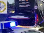 kebakaran-mesin-bus-bernopol-ae-7433-ub-di-tol-banyu-urip.jpg