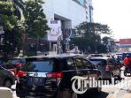 kebakaran-tunjungan-plaza-surabaya-akibatkan-kemacetan-parah-di-jalan-embong-malang_20180411_134015.jpg