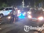kepadatan-kendaraan-terjadi-di-jalan-a-yani-long-weekend_20171130_234825.jpg