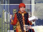 kepala-dinas-pendidikan-kota-malang-diperiksa-kpk_20171021_172835.jpg