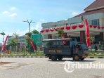 kompleks-Kantor-DPRD-Bojonegoro-dijaga-polisi-jelang-demo-yang-akan-digelar-hari-ini.jpg