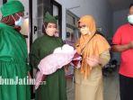kondisi-bayi-di-Blitar-yang-dibuang-orangtua.jpg